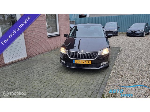 Škoda Fabia 1.0 Active ,Airco , Bluetooth, Sloelverwarming