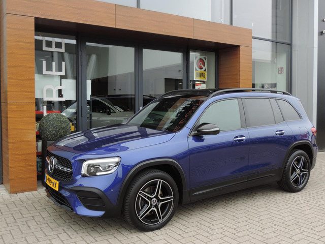 Mercedes-Benz GLB 200 Business Solution AMG 7p. AUTOMAAT | 80.000km | Panodak | 19” | LED kopl | Ad.