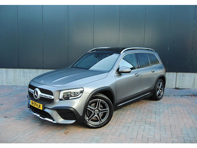 Mercedes-Benz GLB 200 d Premium Plus AMG 7p. Aut * Sfr-Licht * Pano * Led * Matrix