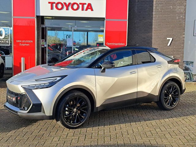 Toyota C-HR 2.0 Plug-in Hybrid 220 GR SPORT