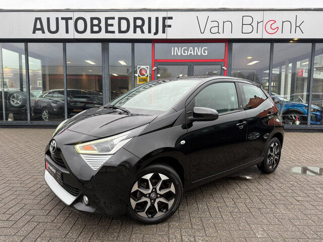 Toyota Aygo 1.0 VVT-i x-joy | Camera | Carplay | Navi | LED