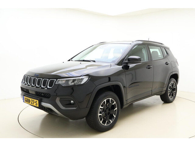 Jeep Compass 4xe 240 Plug-in Hybrid Electric Overland