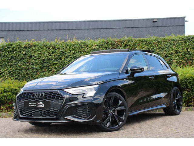 Audi A3 Sportback 35 TFSI |3x S-Line|Panoramadak| Matrix LED |Head-up | Virtualcockpit|Sfeerverlicht