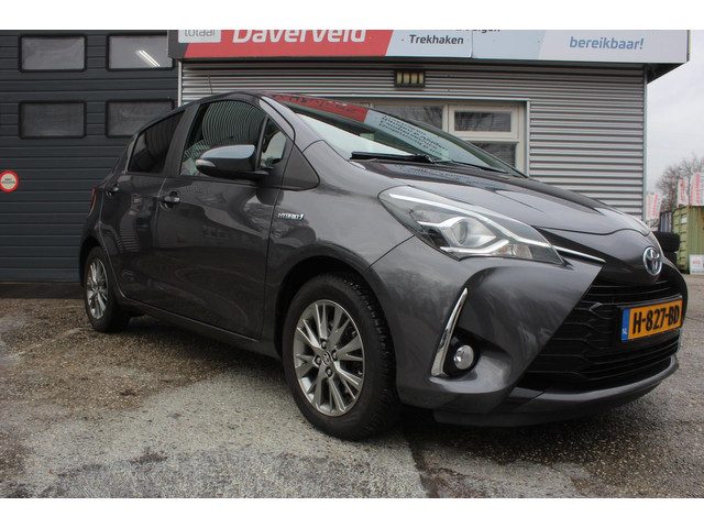 Toyota Yaris 1.5 Hybrid Dynamic Automaat, 5deurs, navigatie, cruise-control, camera, led, trekhaak,