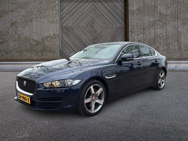 Jaguar XE 2.0 D Prestige Pro Edition