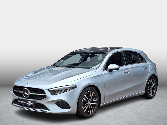 Mercedes-Benz A-Klasse 180 Star Edition Luxury | Panoramadak | Trekhaak