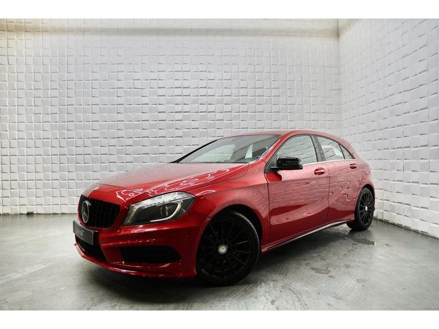 Mercedes-Benz A-Klasse 180 AMG LEER STOELVERWARMING