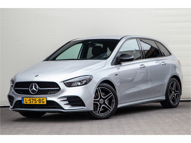 Mercedes-Benz B-Klasse 250 e AMG Nightpack, Widescreen, Sfeerverlichting, Hybrid 2020