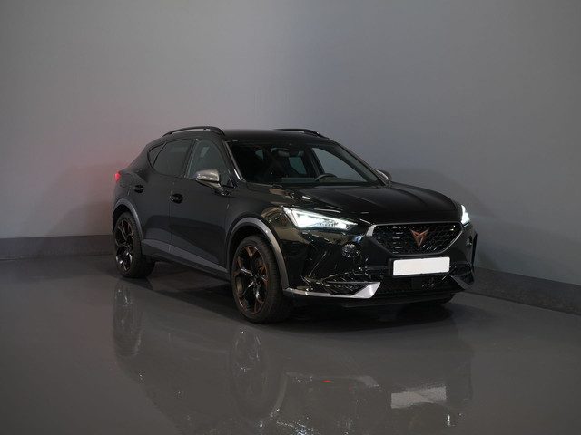Cupra Formentor 1.4 TSI e-Hybrid Copper Edition 245 pk Adapt.Cruise/ Matrix/ Standkachel/ Stoelverw.