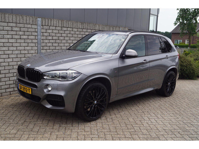 BMW X5 M50D X Drive Autom Panodak Soft Close Head Up Navi 360 Camera Luchtvering Clima x PDC LMV Tre
