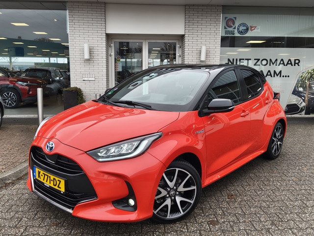 Toyota Yaris 1.5 Hybrid Launch Edition | Trekhaak | HUD | Navi | Stoelverwarm