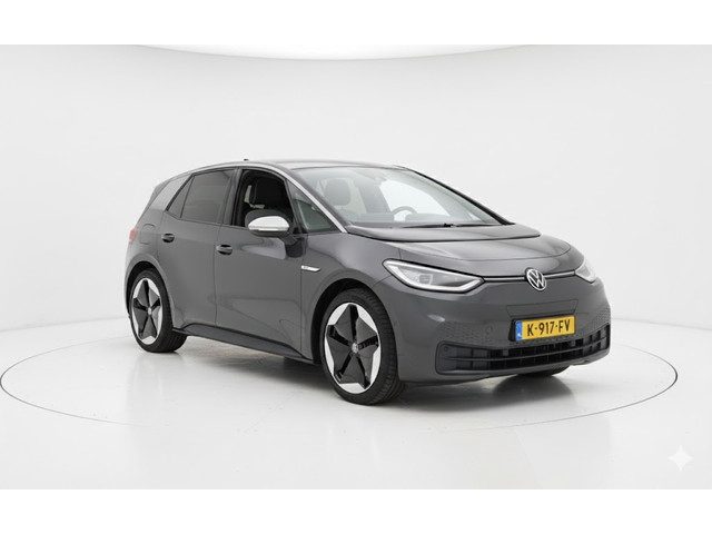 Volkswagen ID.3 First Max 58 kWh | Trekhaak | Panoramadak | LED | Stoelverwarmin