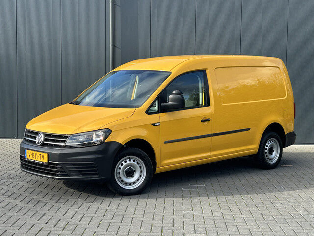 Volkswagen Caddy 2.0 TDI 102 PK / L2H1 / 1e EIG. / **STOELVERWARMING** / TREKHAAK / INRICHTING / AIR