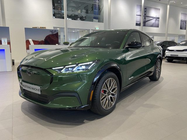 Ford Mustang Mach-E Premium AWD 75kWh
