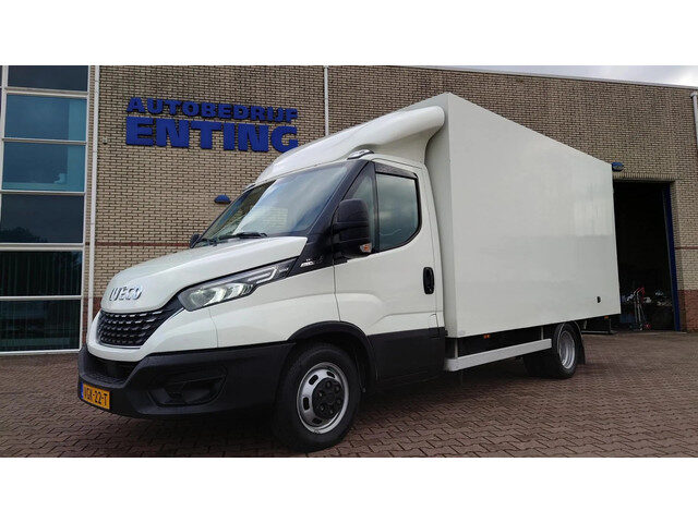 Iveco Daily 35C18 HIMATIC KOEL VRIES AUTO / Luchtgeveerd