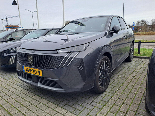 Peugeot 3008 1.2 Hybrid 145 Allure