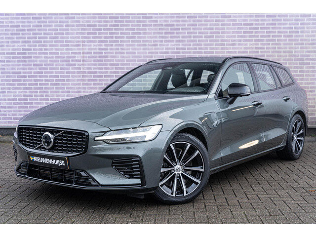 Volvo V60 T6 Plug-in hybrid AWD Plus Dark