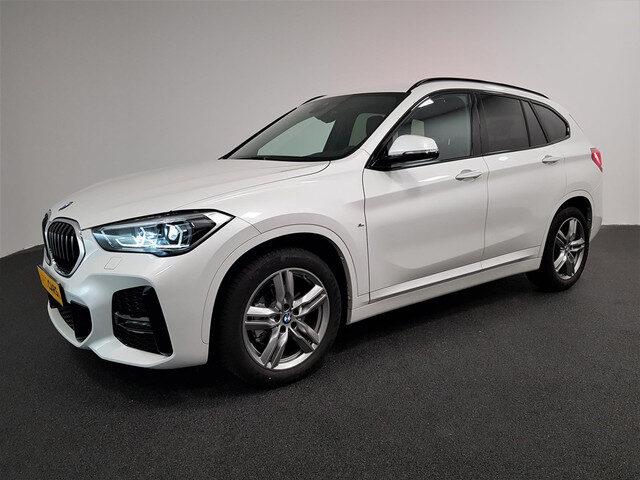BMW X1 sDrive18i Steptronic M-Sport Executive