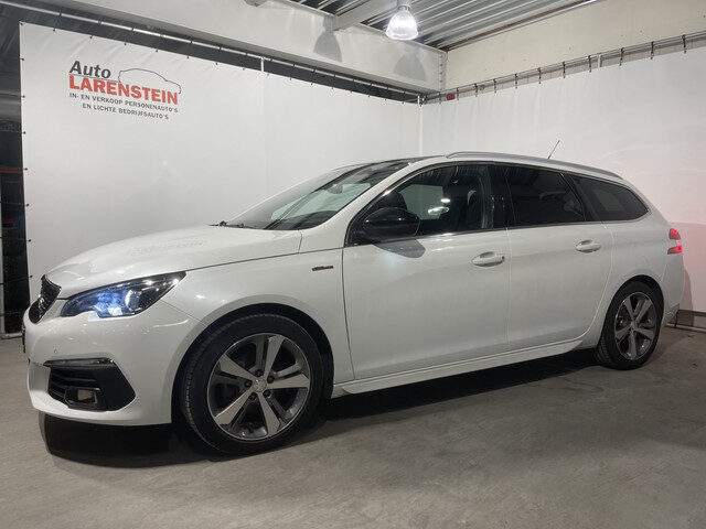 Peugeot 308 SW 1.2i 131pk PureTech GT 96kw Carplay / Trekhaak / Panoramadak / Cruise Control