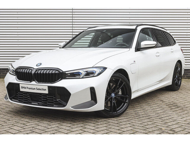 BMW 3 Serie touring 330e High Executive M Sport Automaat