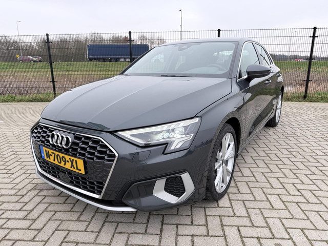 Audi A3 Sportback 30 TFSI Advanced edition | Sport Stoelen | Carplay | PDC | 1e Eigenaar