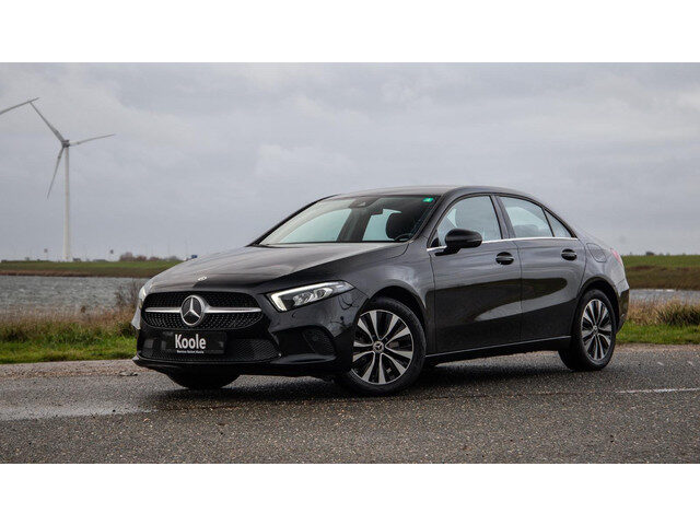 Mercedes-Benz A-Klasse 250 e Business Solution Luxury Limited