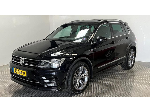 Volkswagen Tiguan 1.5 TSI R-Line Business Nederlndse auto navigatie panoramadak parkeersensoren virt