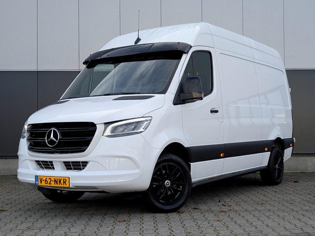 Mercedes-Benz Sprinter 319 190PK AUTOMAAT LED 3500KG TREKHAAK L2H2 CLIMATE CRUISE M-BUX
