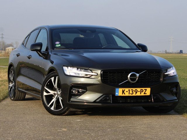 Volvo S60 2.0 B3 R-Design