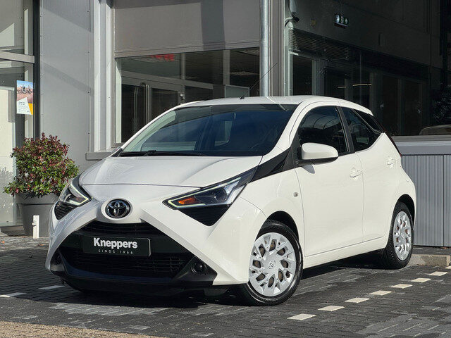 Toyota Aygo 1.0 VVT-i x-play limited