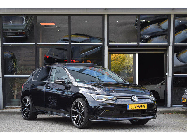 Volkswagen Golf 1.5 TSI R-Line