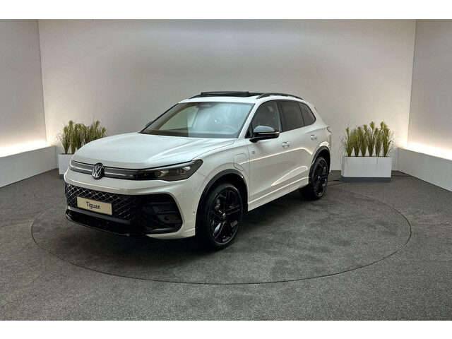 Volkswagen Tiguan R-Line Edition 1.5 DSG e-hybrid