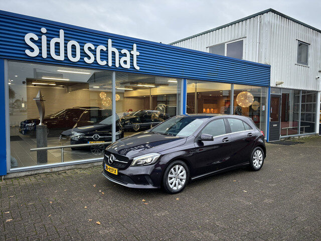 Mercedes-Benz A-Klasse 180 d Noorderlichtviolet - metallic lak