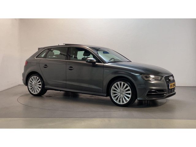 Audi A3 Sportback 1.4 E-tron PHEV Ambition Pro Line S-Line plus Panoramadak Leder-Stof Navigatie Par