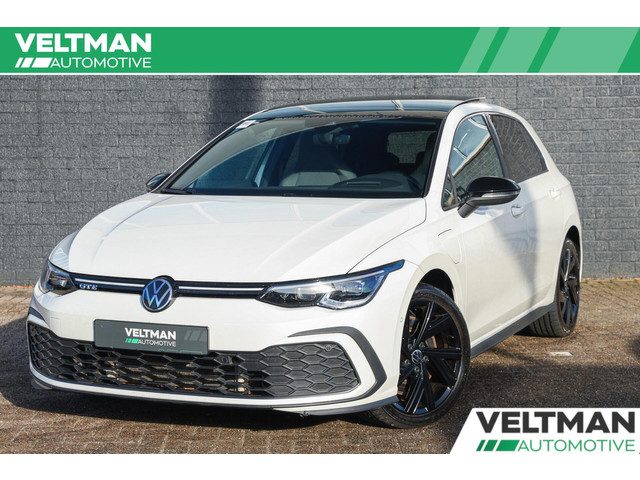 Volkswagen Golf 1.4 eHybrid GTE DSG PANORAMADAK STOELVERWARMING ACC 19INCH STUURVERWARMING