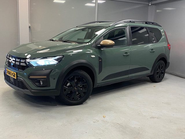 Dacia Jogger Extreme 1.6 Hybrid Automaat 140pk | 7 Persoons | Camera | Trekhaak | NAP |