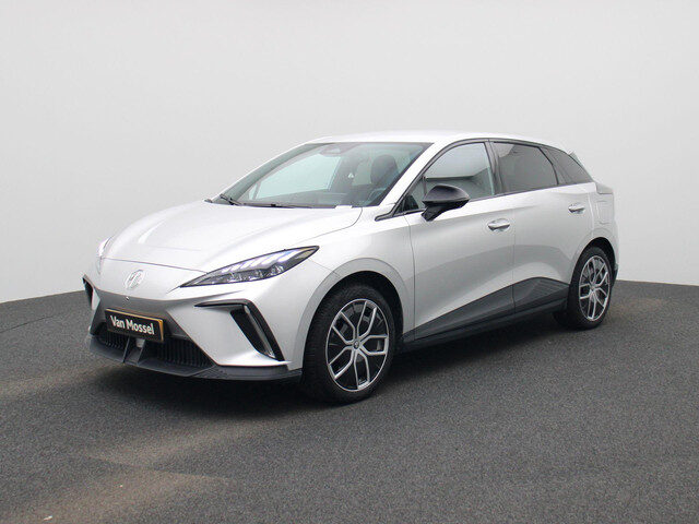 MG MG4 64 kWh Luxury