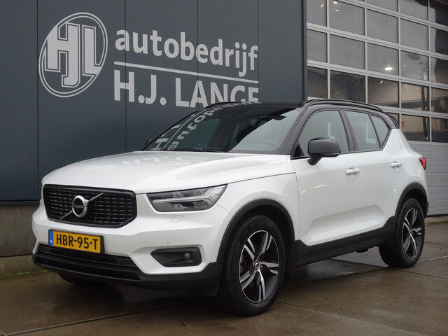 Volvo XC40 2.0 B4 R-Design