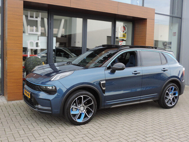 Lynk&Co 01 1.5 60.000km | NLauto | Zwarte hemel | 1e Eig | 360Cam | Infinity aud | Elektr.aklep | Pa
