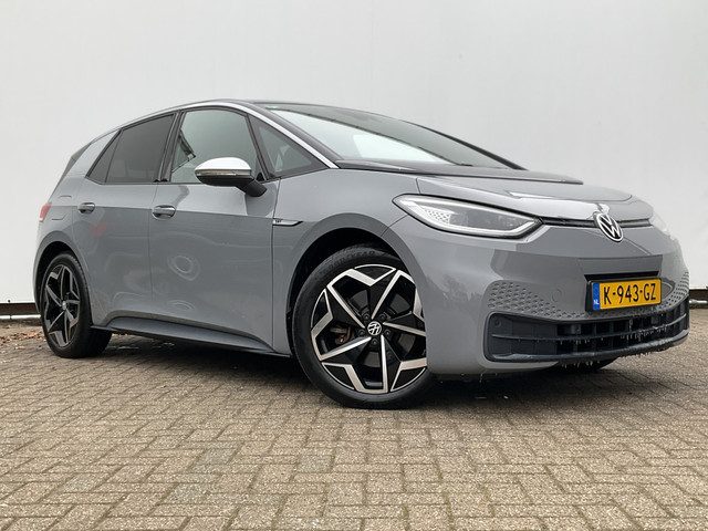 Volkswagen ID.3 First Plus 58 kWh Carplay Adap.Cruise Camera Stoel/Stuurverw Keyless Led NL-Auto!