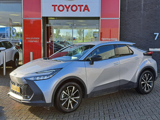Toyota C-HR 2.0 Plug-in Hybrid 220 Dynamic