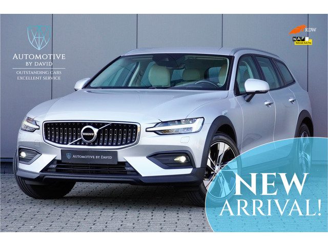 Volvo V60 Cross Country 2.0 T5 250 PK AWD PRO AUTOMAAT