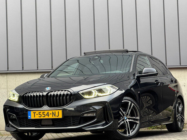BMW 1 Serie 118i 140PK Aut. M-Sport Shadow