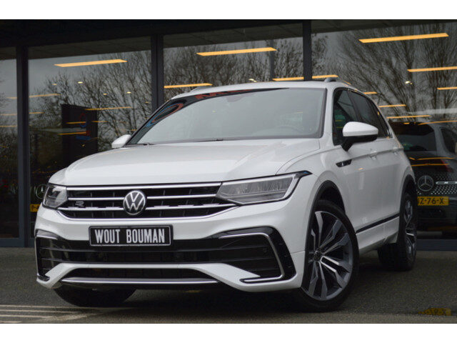 Volkswagen Tiguan 1.5 TSI R-Line DSG Led Panorama Virtual Acc Camera Trekh