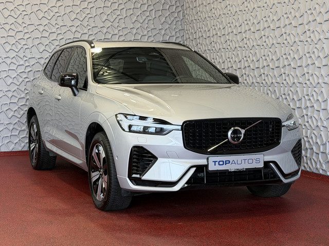 Volvo XC60 2.0 T6 350 PK PHEV AWD PLUS DARK + LONG RANGE PANO HARMAN-KARDON 360CAM ELEK.KLEP STUUR/S