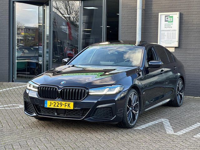 BMW 5 Serie 530i High Executive Edition/PANO-DAK/CARPLAY/CAMERA/NL-AUTO NAP!!