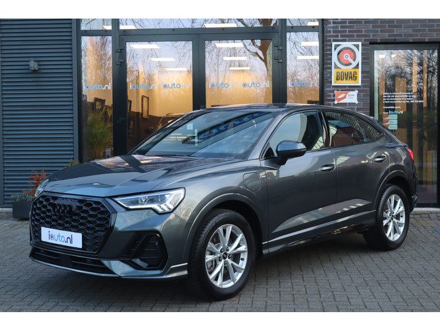 Audi Q3 Sportback 45 TFSI e S-Line Black