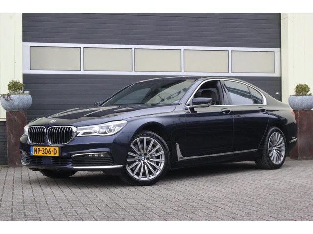 BMW 7 Serie 740i High Executive | Carplay | Surround view |