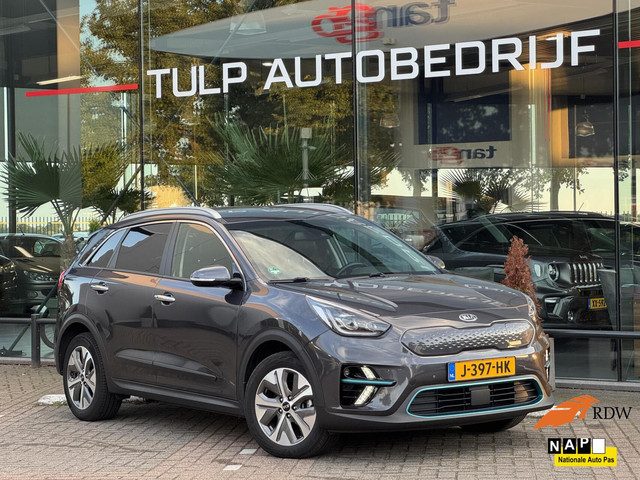 Kia e-Niro ExecutiveLine 64 kWh 2020 Leder Navi 1e eigen btw