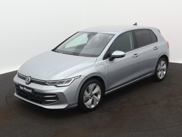 Volkswagen Golf 1.5 eHybrid Life Edition 204 PK